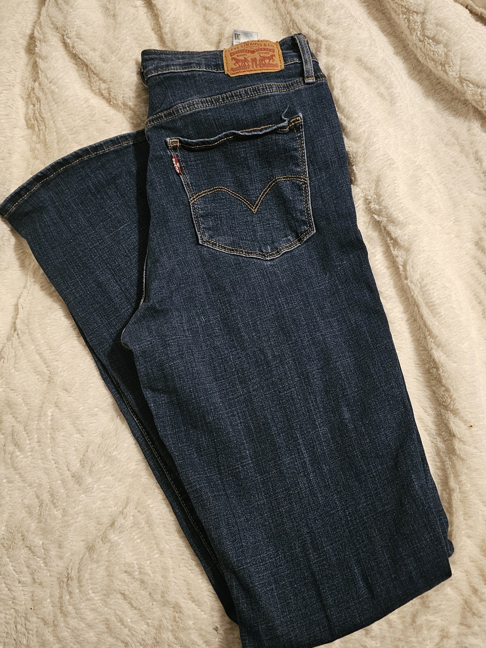 Levi's Women's Dark Indigo Bootcut Jeans